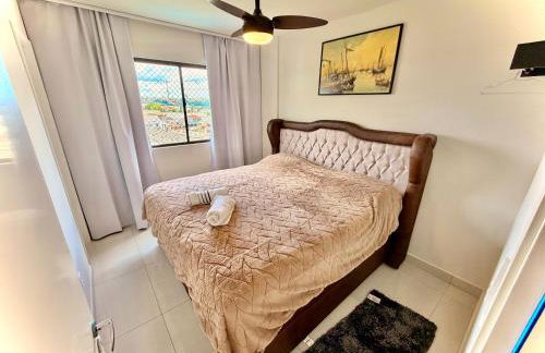 Apt Vista Magnifica, 3 garagens , 3 Quartos , 2 Banheiro , Varanda com Churrasqueira - Foto 1