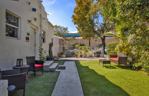 Artful 4BR Family Retreat - Foto 13