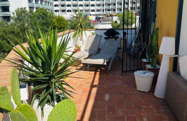 Penthouse - Beach - Sea View - Pool - 40 sqm Private Terrace - One Bedroom - Sleeping Alcove - Foto 8