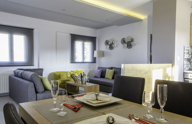 Talos Luxury Suites - Photo 18