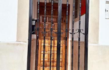 Charming House in Rada with Fenced Garden - Foto 81