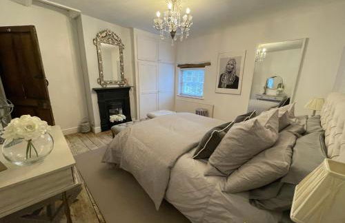 Entire Georgian luxury house - 3 Storey- High St Henley-in-Arden -Two bedrooms-Sleeps 4 people Close to Stratford upon Avon - Warwick - Solihull - NEC - Foto 19