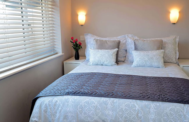 Twelve Holiday Apartments - Photo 4