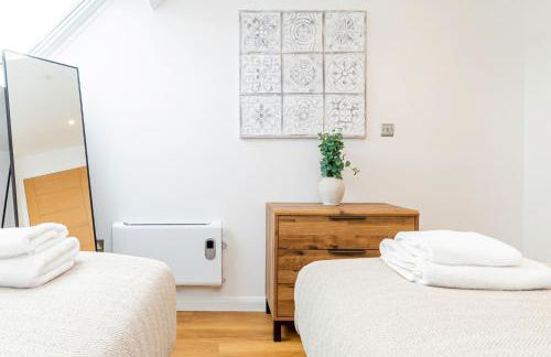 Contemporary 2-Bed Penthouse Central Stay! - Foto 16