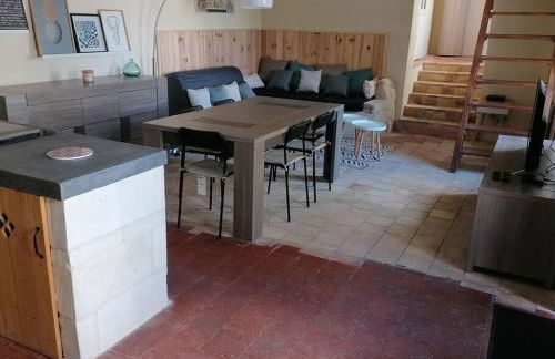 CHEZ LOLO Maison chaleureuse avec cheminée - Foto 8