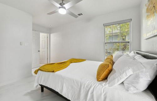 Chic 8BR Retreat Central East Austin for Large Groups - Foto 25