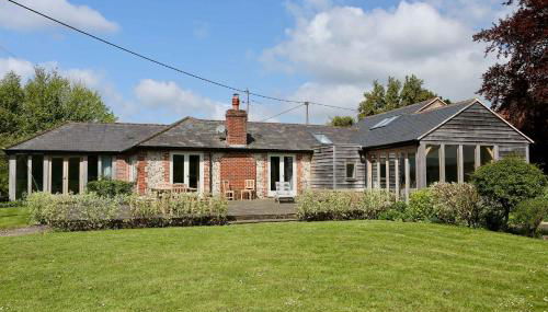 Charming Cottage for 10 in Heart of South Downs - Foto 2