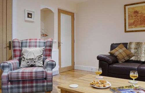 Well Cottage - Photo 3