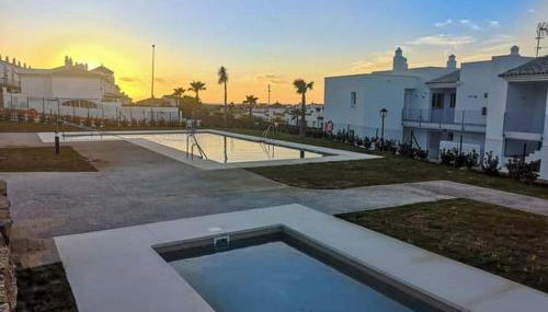 ATLANTERRA-ZAHARA DE LOS ATUNES Increíble apartamento con porche de 16m y jardín privado de 72m - Foto 2