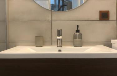 Emmeleia's - Photo 6