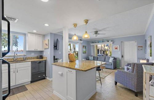 Malyn 108, Updated Waterfront condo, private patio - Foto 4