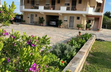 Flo's Apartments - Foto 7