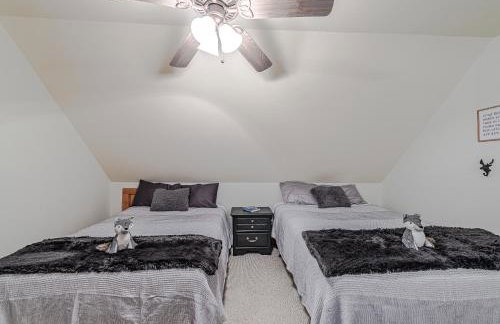 Bear Pause Cabin 3 BR/3BA Amazing view of the Lake - Foto 3