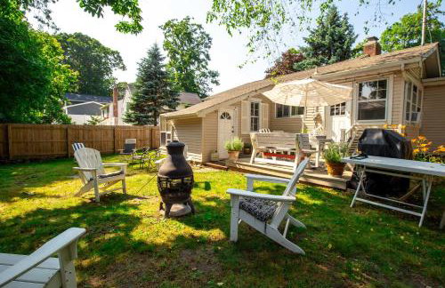 Sea Cliff Charm: 5 Mins to Beach, Firepit - Foto 13