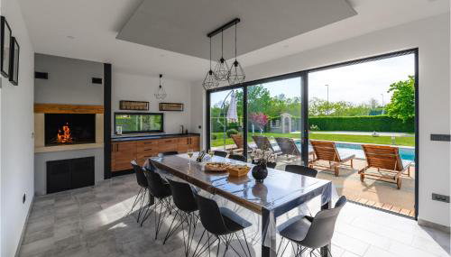 5 Bedroom Nice Home In Karojba - Foto 4