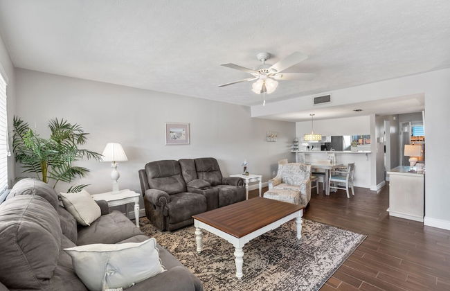 Salty Kiss 2 Bedroom Townhouse by RedAwning - Foto 16