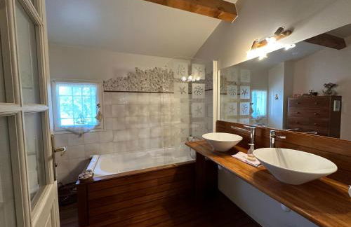 La Maison du Petit Hérisson de 170 m2 avec jardin parking accueil de 6 personnes barbecue - Foto 16