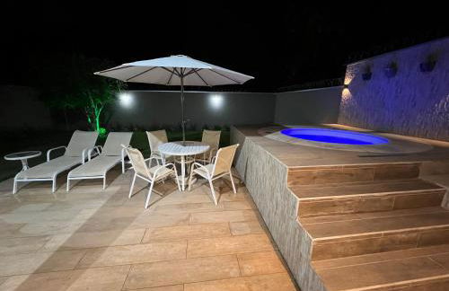 Casa Flora - Jacuzzi exclusiva e conforto absoluto a 10 quadras da praça central - Foto 7