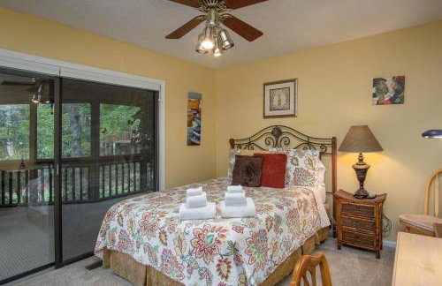 Connestee Lakefront Retreat · Lakefront Retreat in Connestee Fal - Foto 9