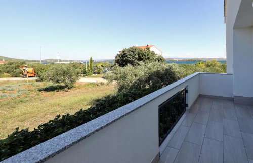 Apartments by the sea Tkon, Pasman - 8302 - Foto 26