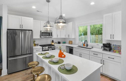 Cozy & Modern House in the Heart of Raleigh - Foto 14