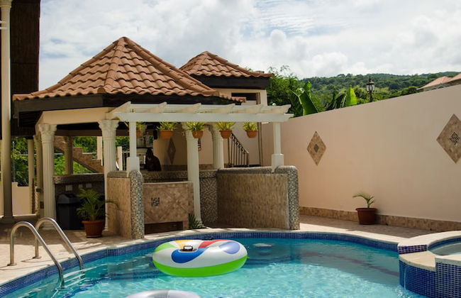 Colors Hideaway Estate - Foto 1