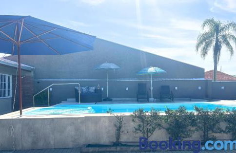 Casa Sol da Manhã - Piscina aquecida com hidromassagem - 300m da praia - Foto 10