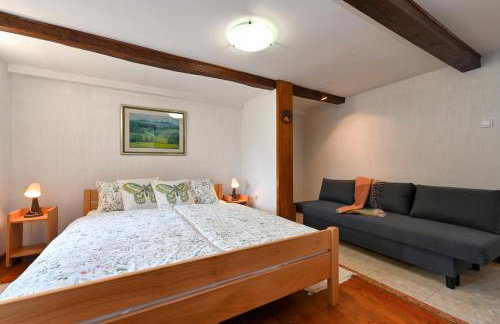 Ruralna kuca 'Villa Zagorka' za odmor sa bazenom i bočalištem - Foto 57