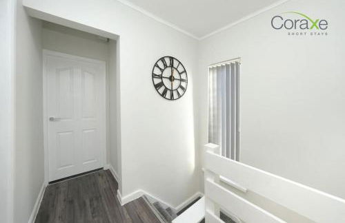 3 Bedroom Luxe Living for Contractors and Families by Coraxe Short Stays - Foto 27