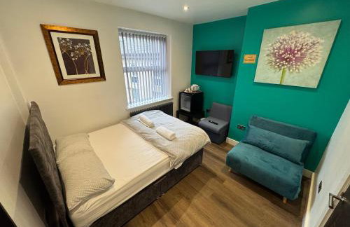 Southgate Luxury Apartments-Jaquzzi Bath-Private Parking- suitable for contractors - Foto 3