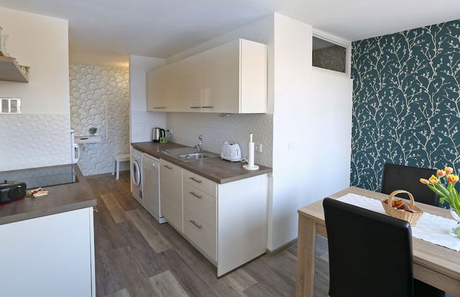 CastleView - Photo 10