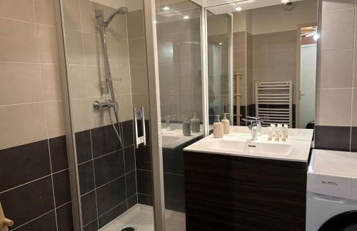 Retro-chic elegance with terrace near tramway - Foto 22