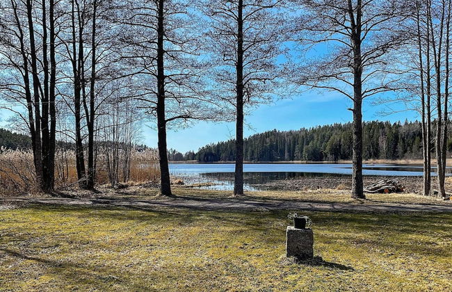 Lakefront Cottage in Torsebo - Foto 15