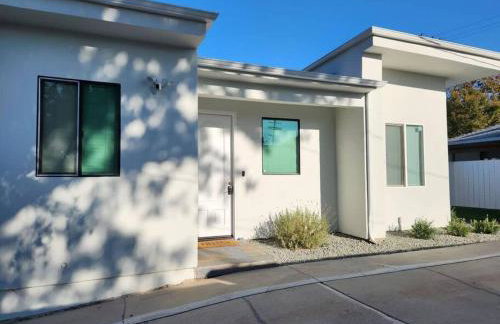 Spacious 1 Bed ADU in Encino, Home Away from Home - Foto 16