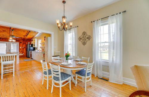 Home with Fire Pit Less Than 1 Mi to Willis Wharf Boat Ramp! - Foto 6