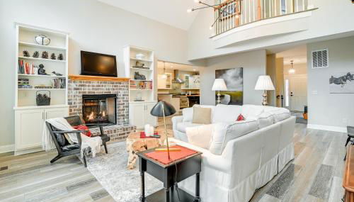 Expansive Georgetown Home with Decks and Fire Pit! - Foto 2