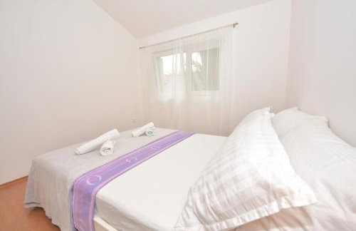 Holiday Home Seafront Escape - Happy Rentals - Photo 64