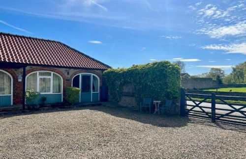 The Cart House at Snape Castle Mews - Foto 9