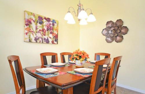 Buckingham Palm Villa 4 Bedroom Home by RedAwning - Foto 50