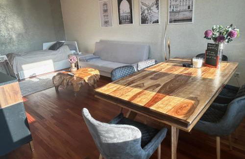 ED-große, moderne Wohnung in zentraler Lage, mit Balkon, Lift und Parkplatz - Foto 3