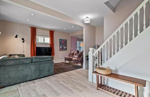 Cleveland Escape - Hot Tub - Karaoke Machine - Sleeps 12 - Foto 79