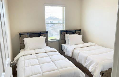 Spacious 3BR with Loft and Patio - Foto 30