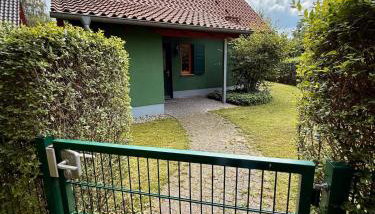 Ferienhaus 5 Sterne am See mit Kamin - Foto 3, Garden, Garden view