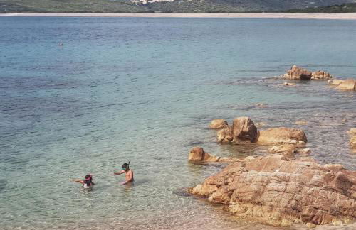 Appartement T2bis Sartène 60m2 avec jolie terrasse de 25m2 et vue panoramique mer et montagne sur le Golfe du Valinco - Quartier calme à 10mn à pied du centre ville - Idéal pour 4 personnes et possibilité de 6 couchages - Place de parking réservée - Foto 26