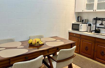 Conforto, charme e praticidade em frente à praça - Foto 8