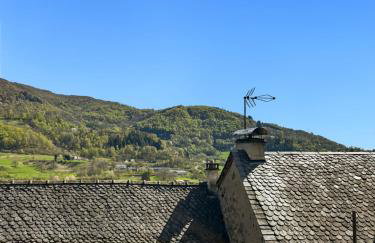 Gîte Rénové - Vue Imprenable Montagne - 2 Chambres - Photo 21