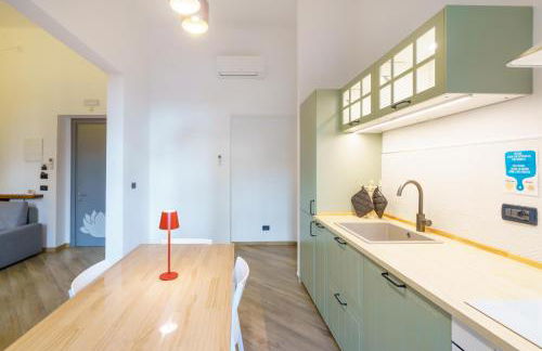 Lucy's Flowers - Photo 58