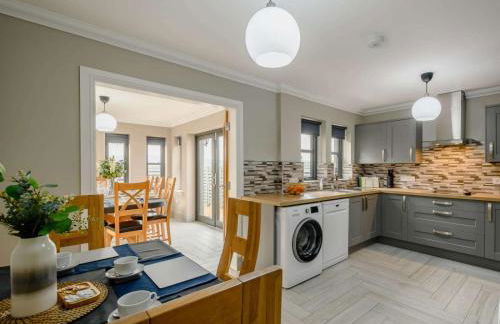 Westertonhill Lodge - 3 Double Bedrooms Sleeps 8 With Private Hot Tub Hire Available - Foto 9