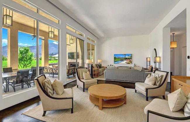 Legends by Avantstay Stunning Golf Villa Featuring Spa, Pool & Fire-pit - Foto 5