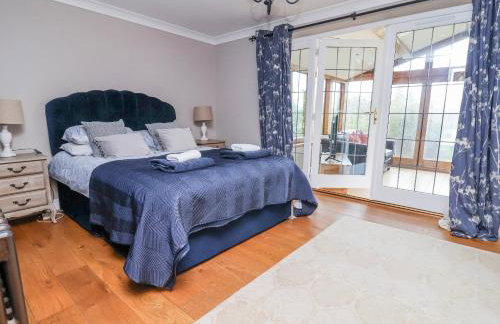 Manor Wood - Photo 30